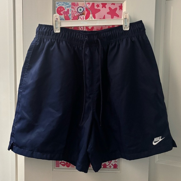 NAVY NIKE SHORTS - Picture 1 of 4